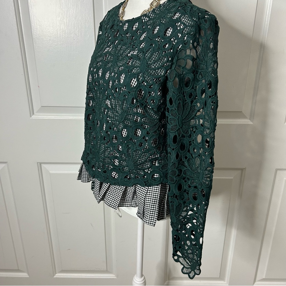 Anthropologie Maeve Green Pleated Lace Top Gabriella Gingham (size small) - Picture 4 of 10